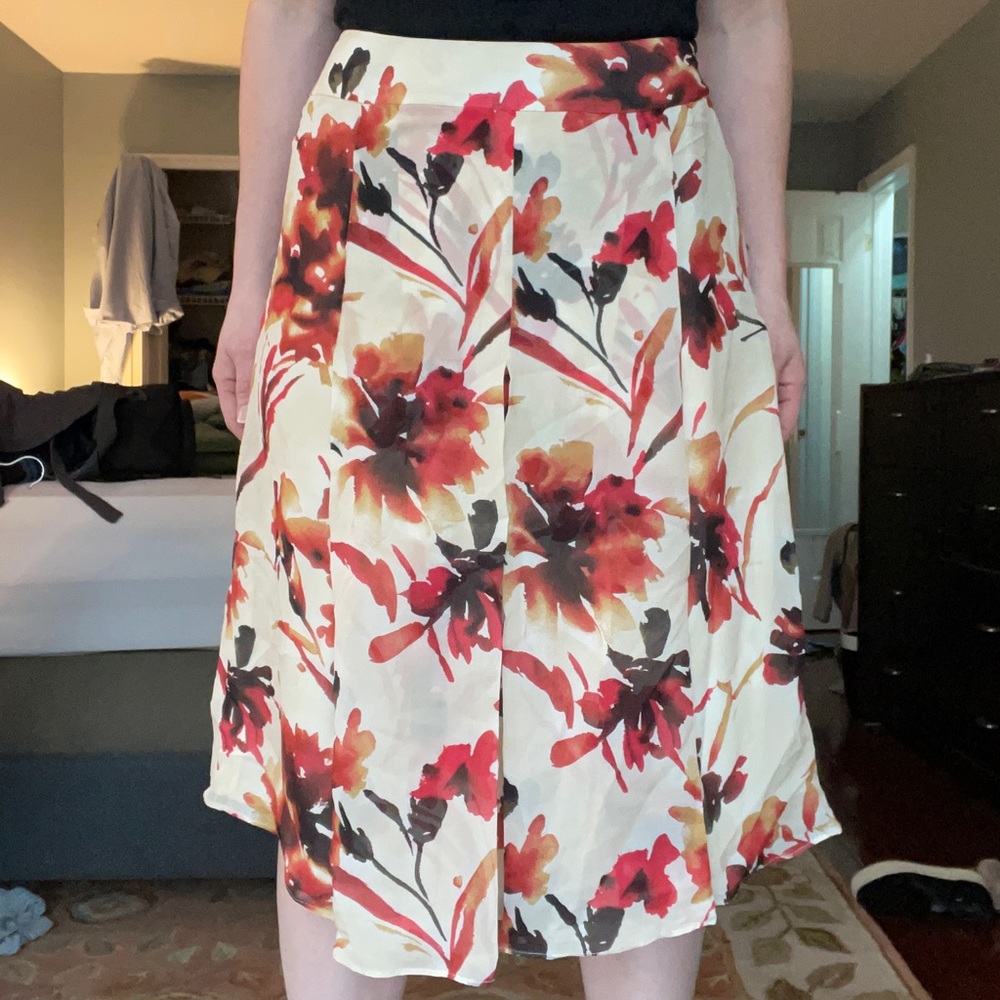 Ellen Tracy Silk Skirt